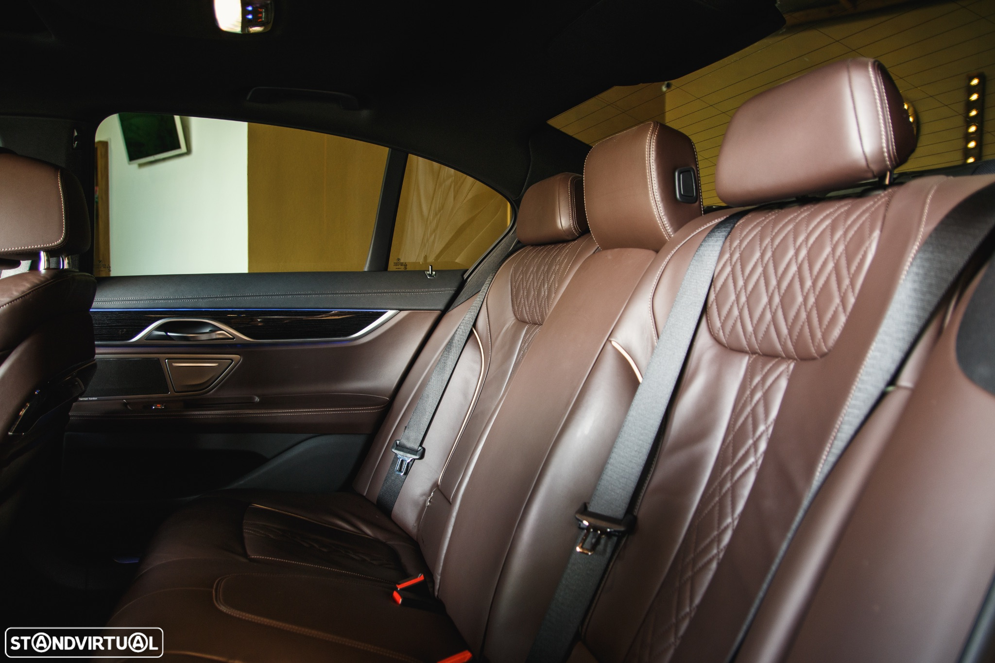 BMW 740 d xDrive Pack M Auto - 8