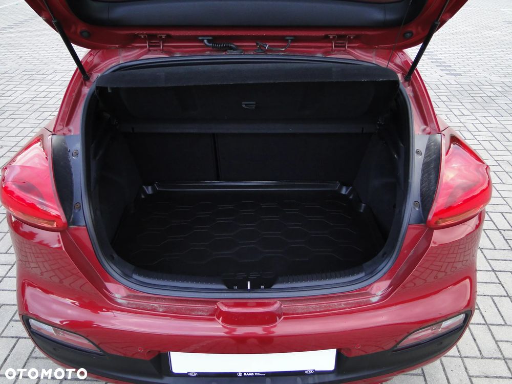 Kia ProCeed 1.6 GDI DCT Spirit - 16