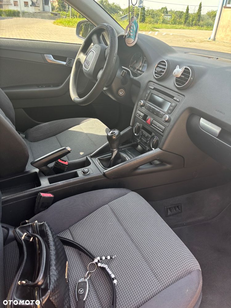 Audi A3 Sportback - 13