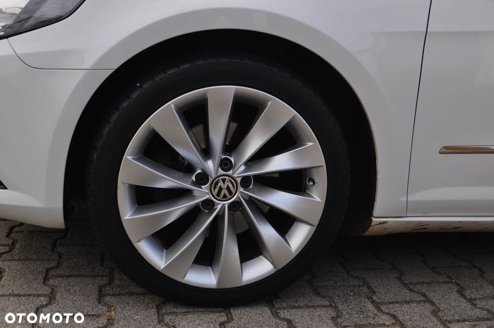 Volkswagen CC 2.0 TDI BlueMotion Technology - 34