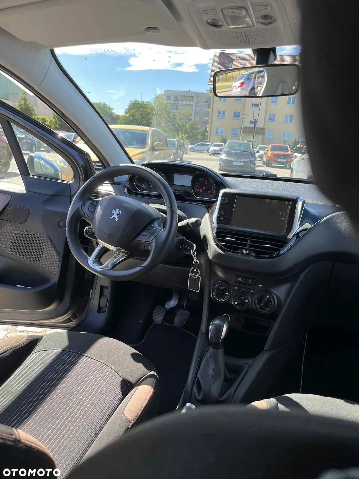 Peugeot 208 1.2 PureTech Style - 14