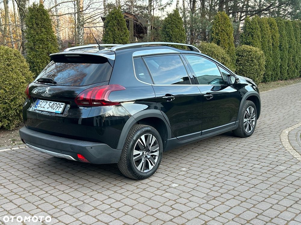 Peugeot 2008 BlueHDi 100 STOP & START Active - 5