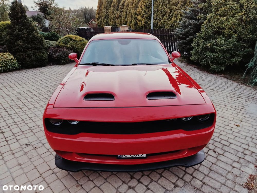 Dodge Challenger - 7