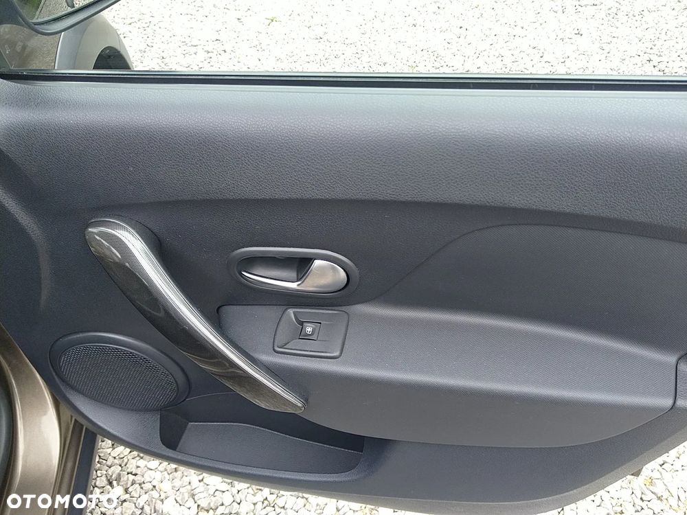 Dacia Sandero Stepway TCe 90 (S&S) Celebration - 15