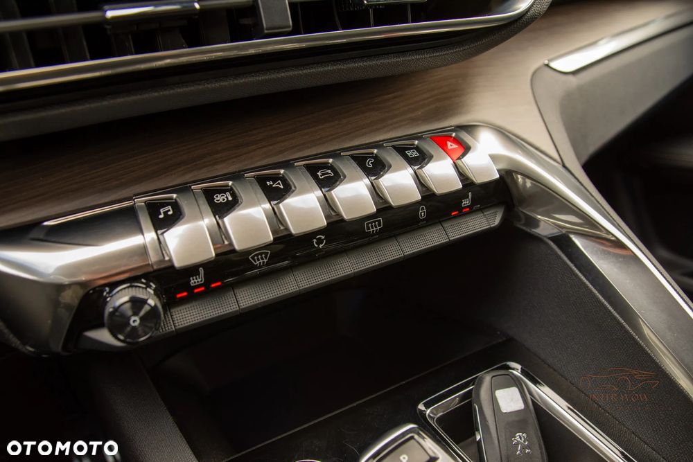 Peugeot 5008 PureTech 180 EAT8 Stop & Start GT Pack - 25