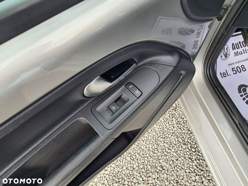 Volkswagen up! 1.0 move - 25