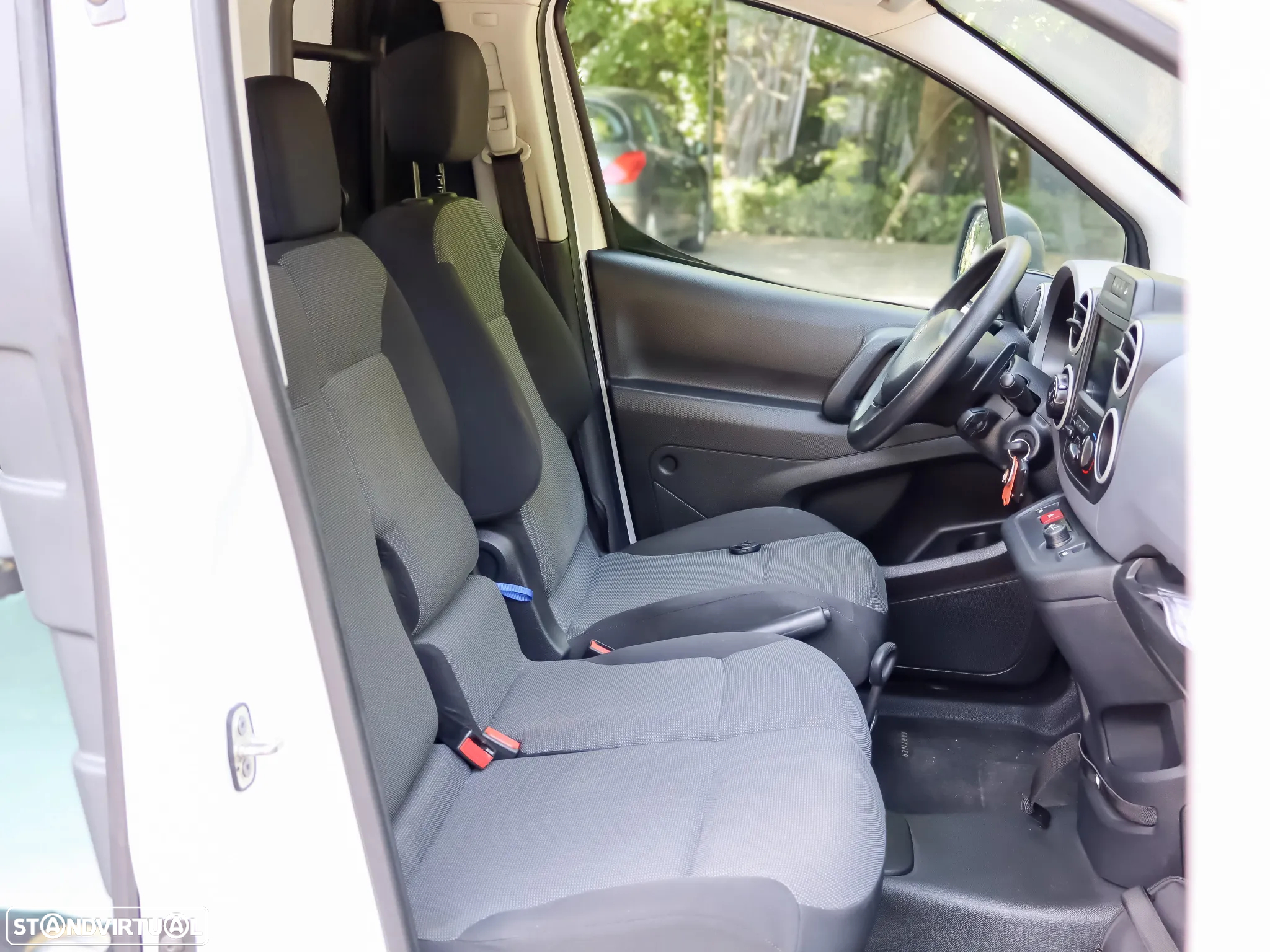Peugeot Partner VU (B9) 1.6HDI - 25