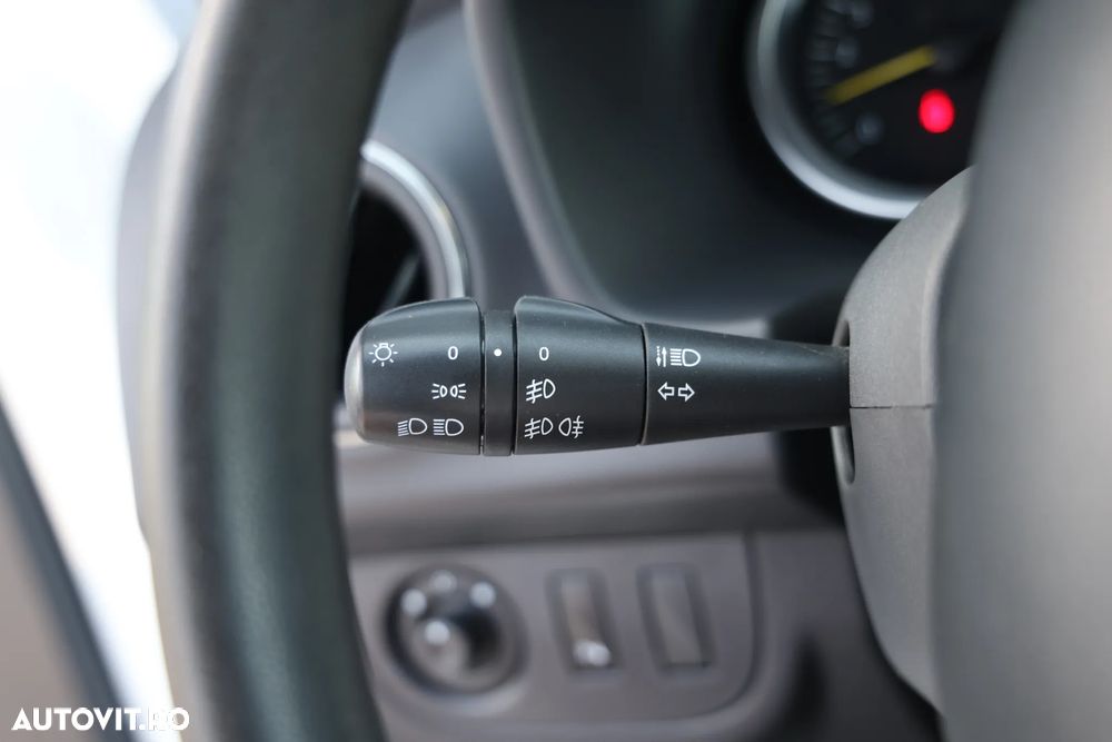 Dacia Logan 1.0 SCe Acces - 21