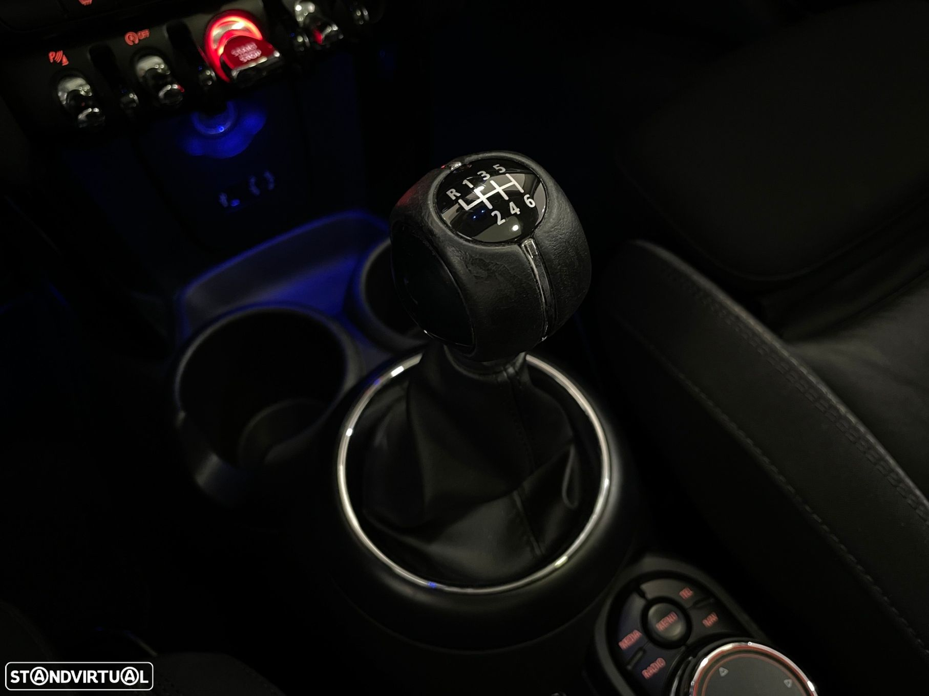 MINI 5 Portas One D - 43