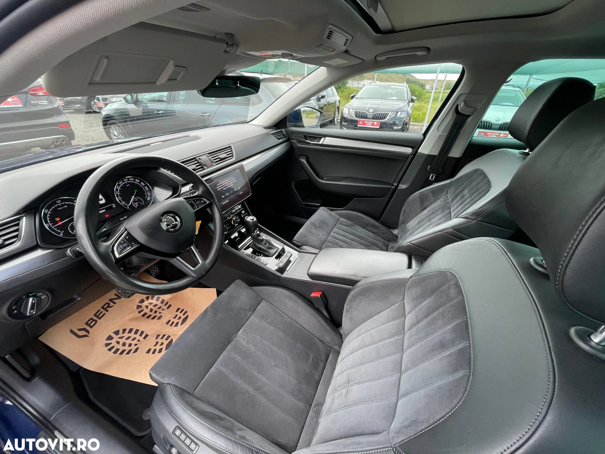 Skoda Superb 2.0 TDI DSG Style - 13