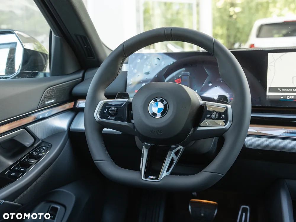 BMW Seria 5 520d xDrive - 7