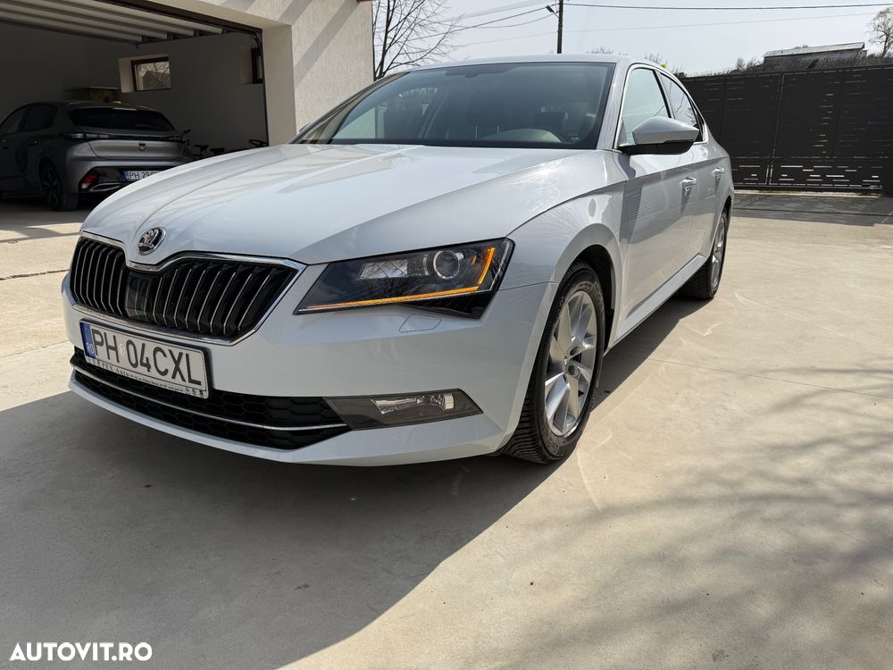 Skoda Superb 2.0 TDI Ambition - 13