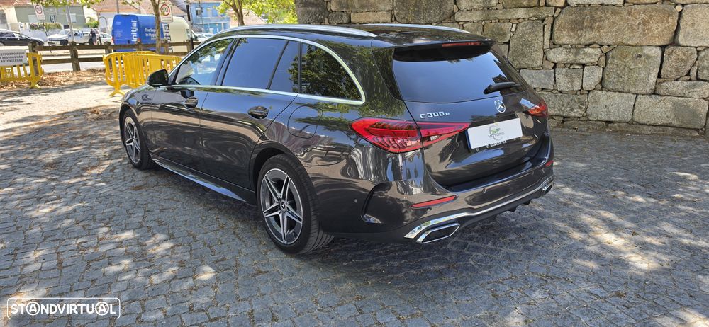 Mercedes-Benz C 300 e AMG Line - 17
