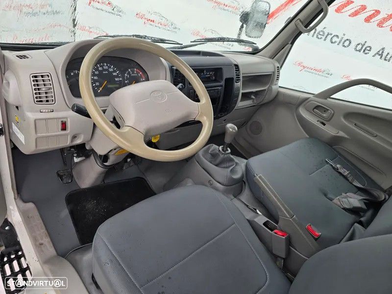 Toyota Dyna 3.0 D-4D M CS 35.25 - 11