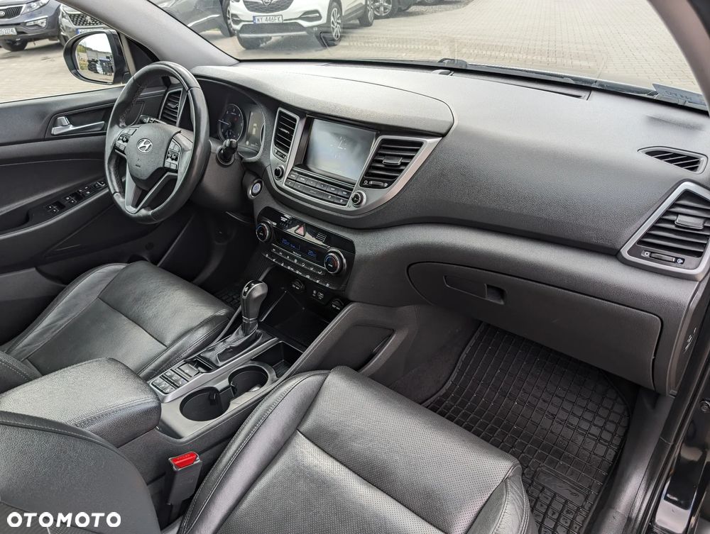 Hyundai Tucson 1.7 CRDI BlueDrive Comfort 2WD DCT - 29