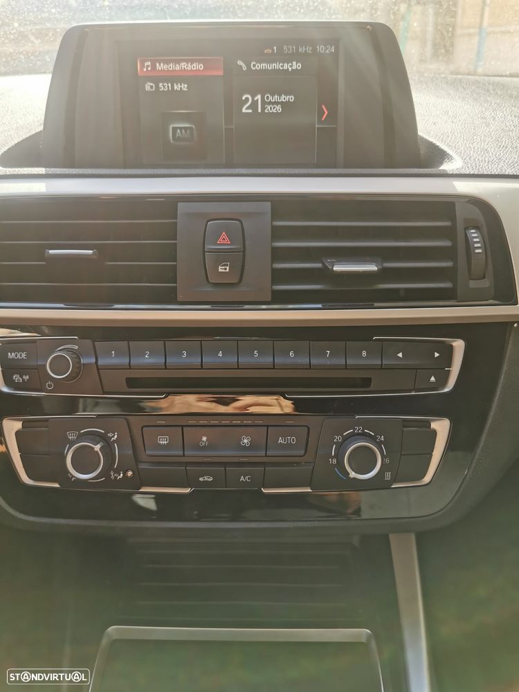 BMW 116 d EfficientDynamics - 16
