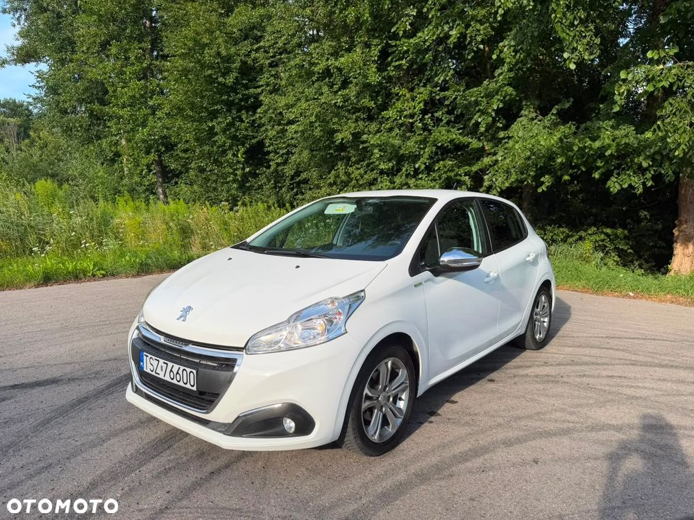 Peugeot 208 1.2 PureTech GPF Signature S&S - 10