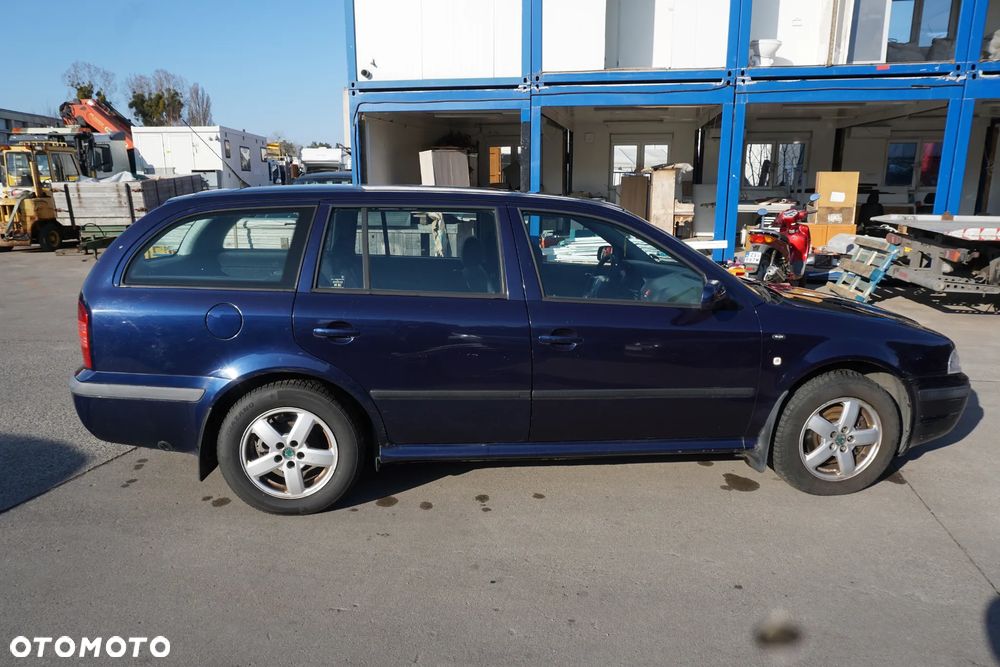 Skoda Octavia 1.8T 4x4 Elegance - 5