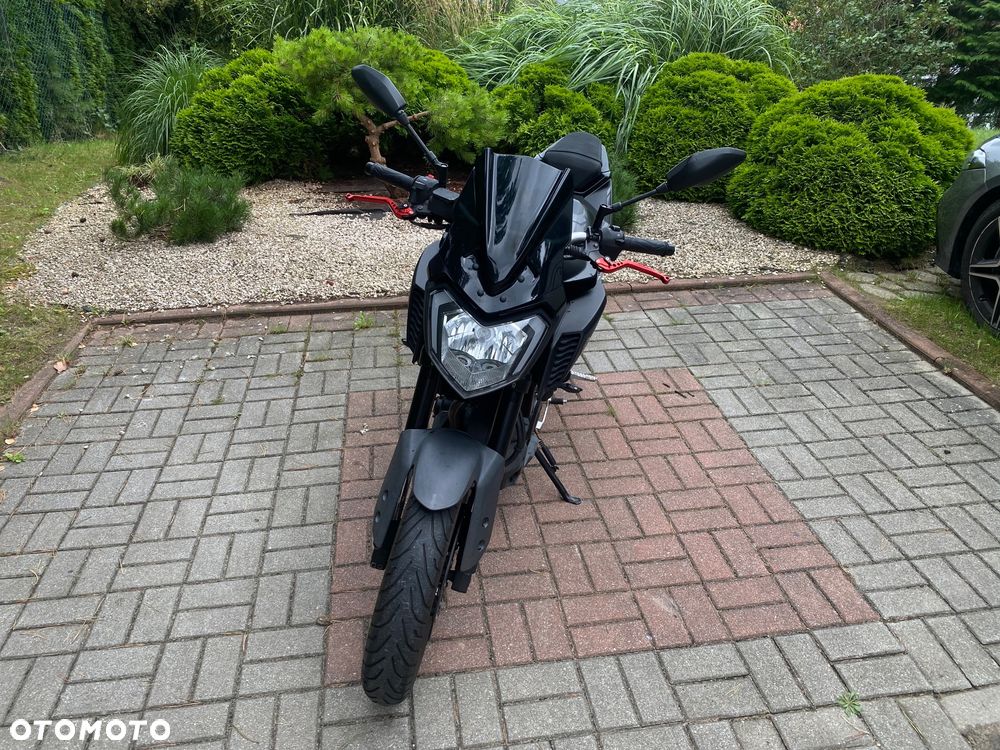 Yamaha MT - 3