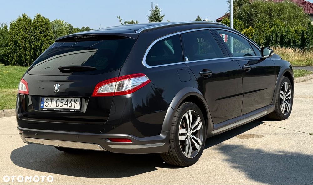 Peugeot 508 RXH Hybrid4 - 12
