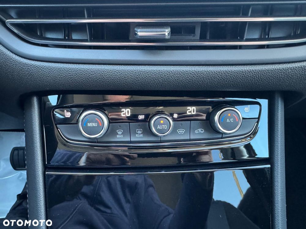 Opel Grandland X - 17