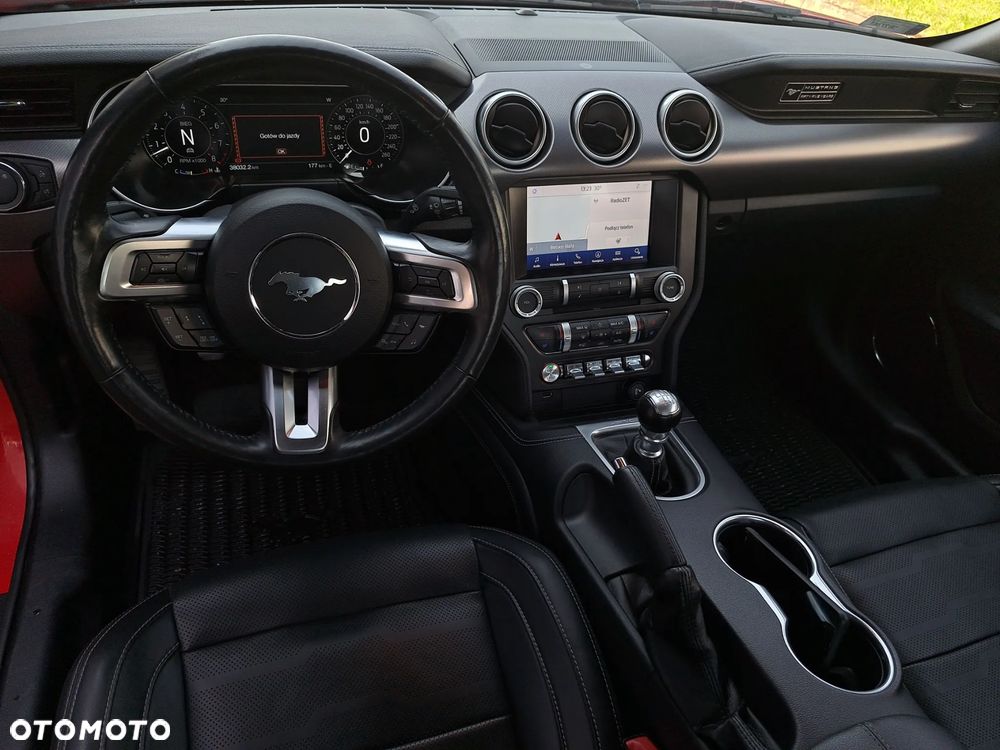 Ford Mustang 5.0 V8 GT - 22