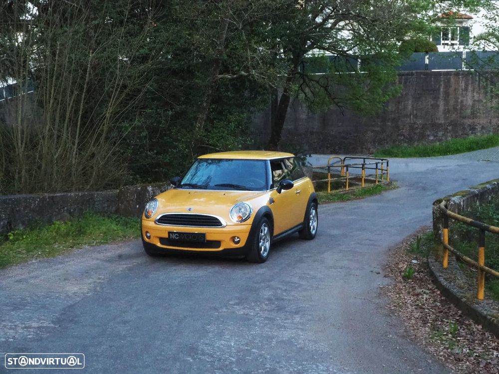 MINI 3 Portas One 1.4 - 18