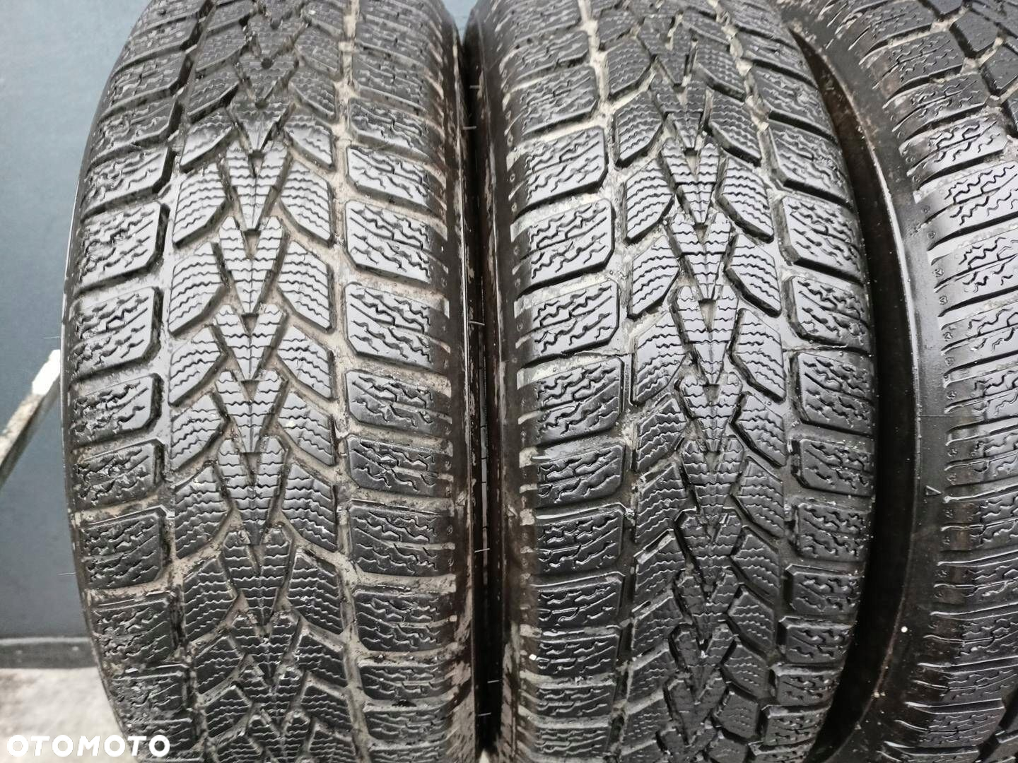 185/60R15 Dunlop Winter Response 2 komplet opon zima 7,1mm - 2