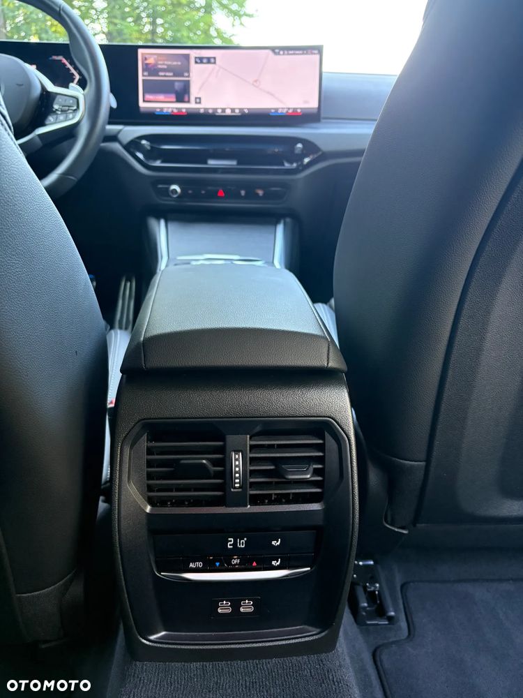 BMW Seria 3 320i M Sport - 32
