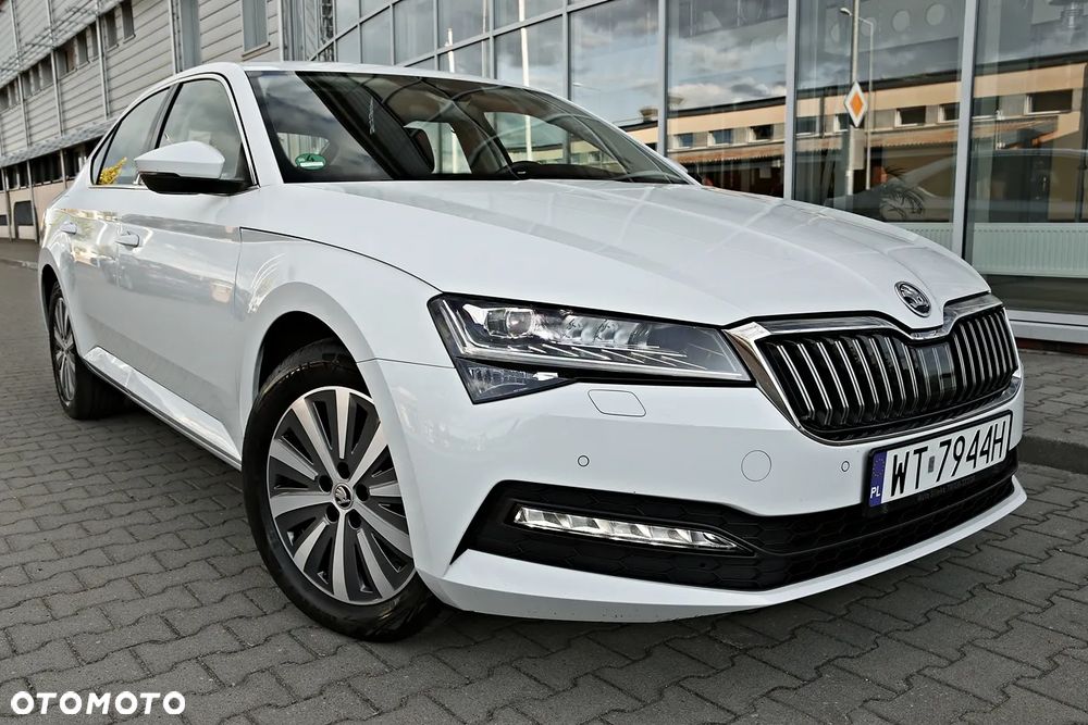Skoda Superb 1.5 TSI Ambition DSG - 12