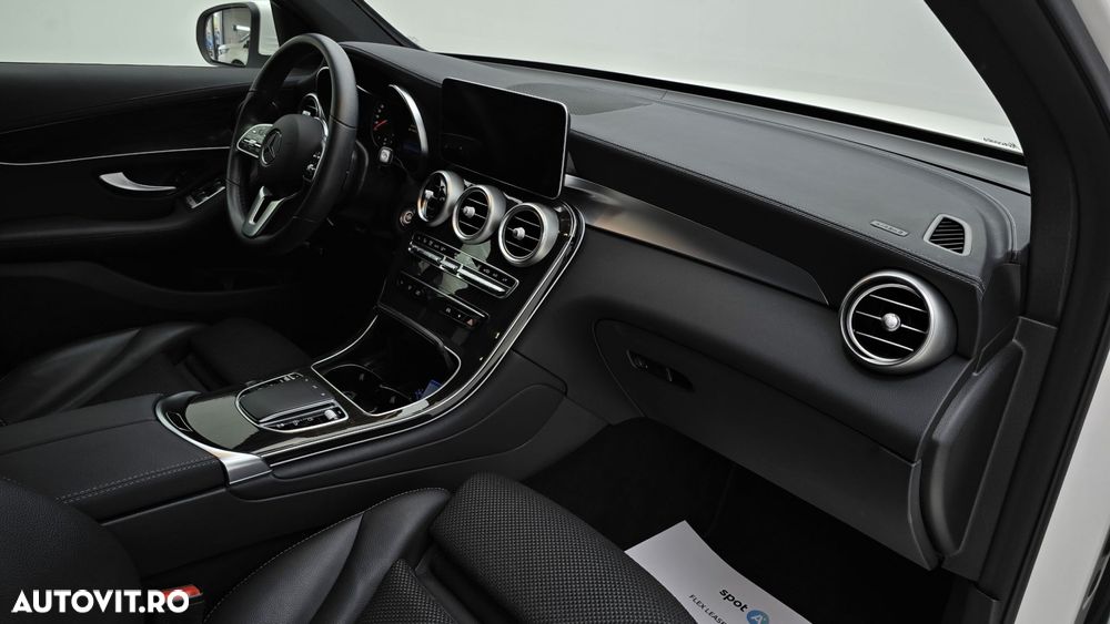 Mercedes-Benz GLC 300 e 4MATIC - 20