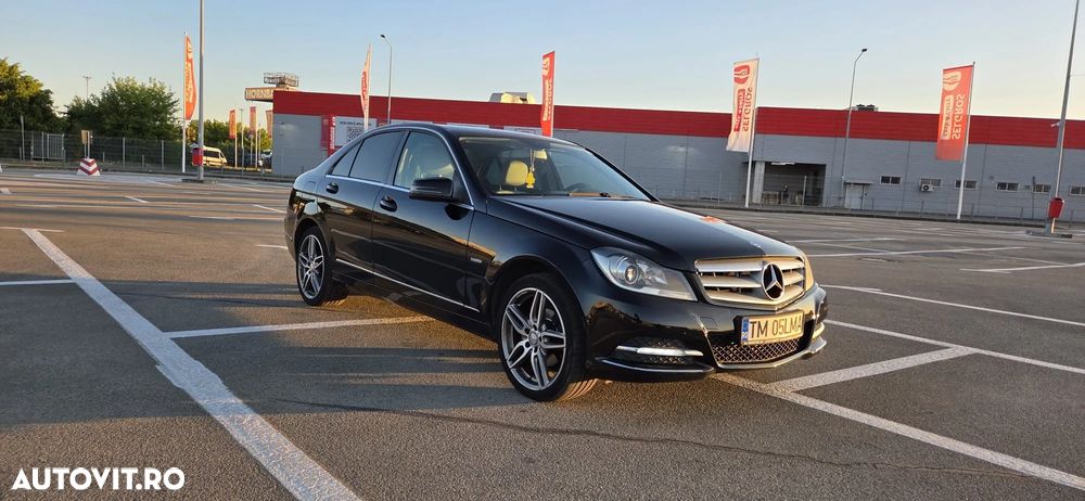Mercedes-Benz C - 15