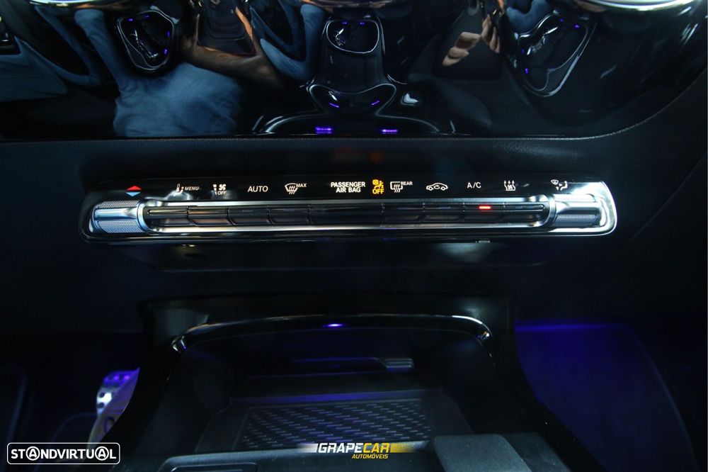 Mercedes-Benz CLA 250 e Shooting Brake AMG Line - 28