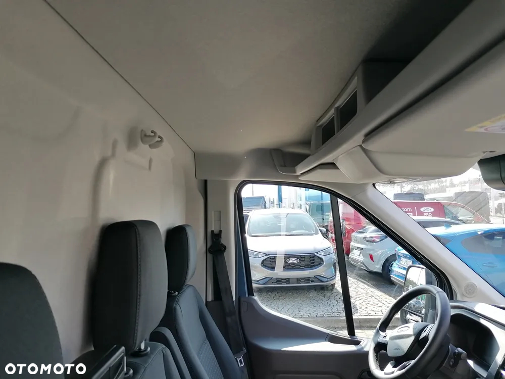 Ford TRANSIT VAN - 14