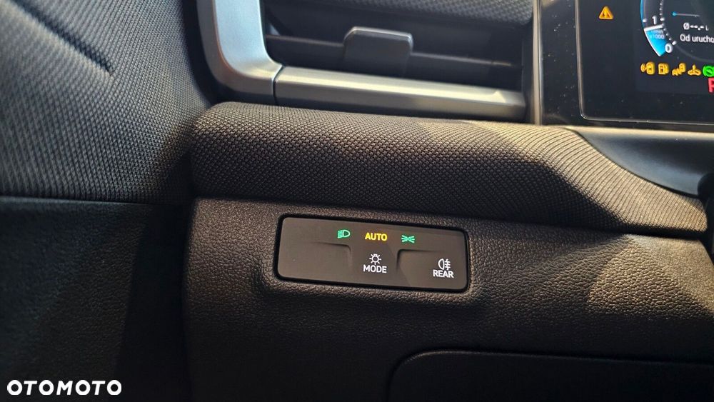 Volkswagen T-Roc - 29