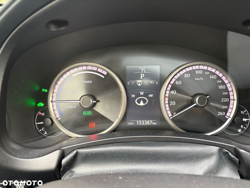 Lexus NX 300h F Sport Edition AWD - 12