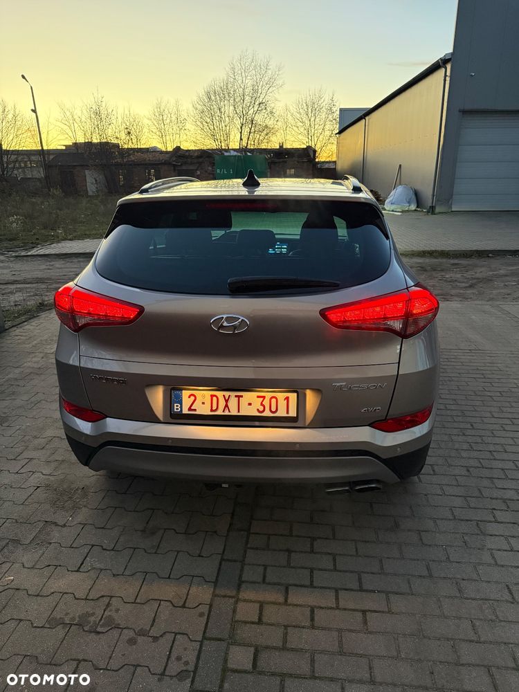 Hyundai Tucson 1.6 T-GDI Premium 4WD DCT - 9