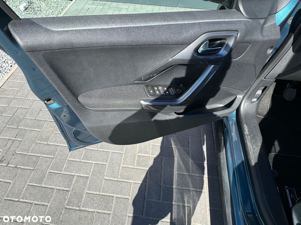 Peugeot 2008 - 24