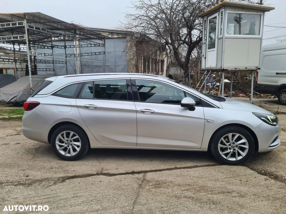 Opel Astra Sport Tourer Turbo 1.4 ECOTEC Dynamic - 26