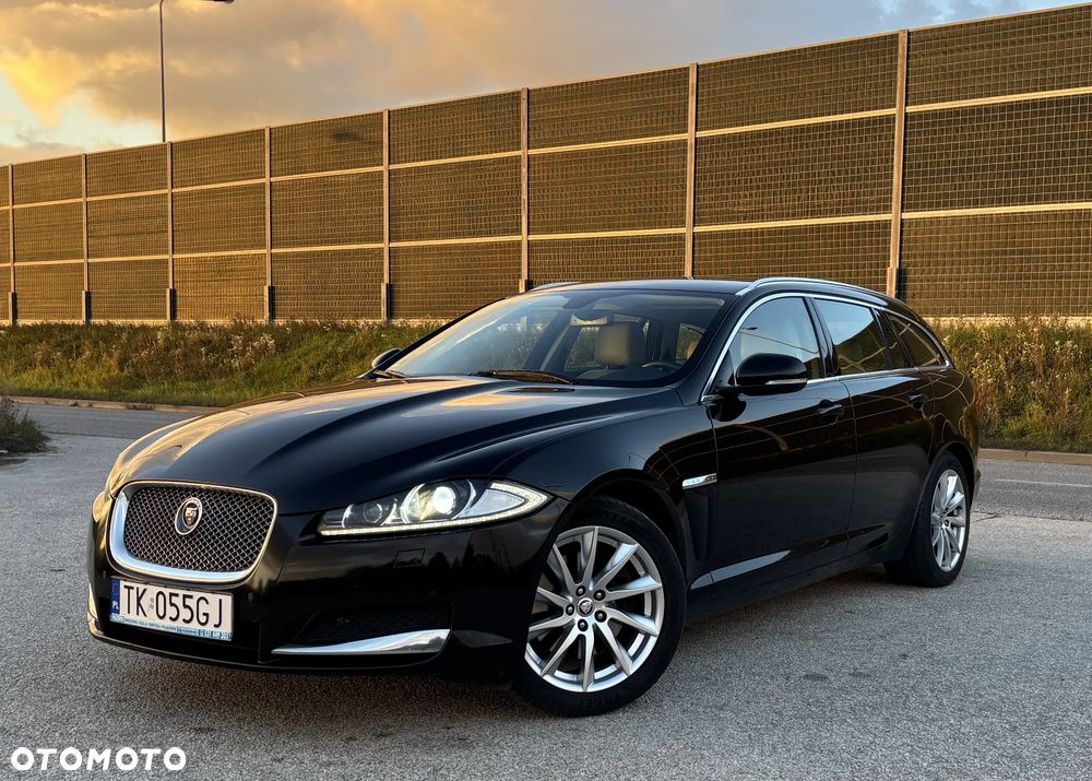 Jaguar XF 2.2 D Premium Luxury - 3