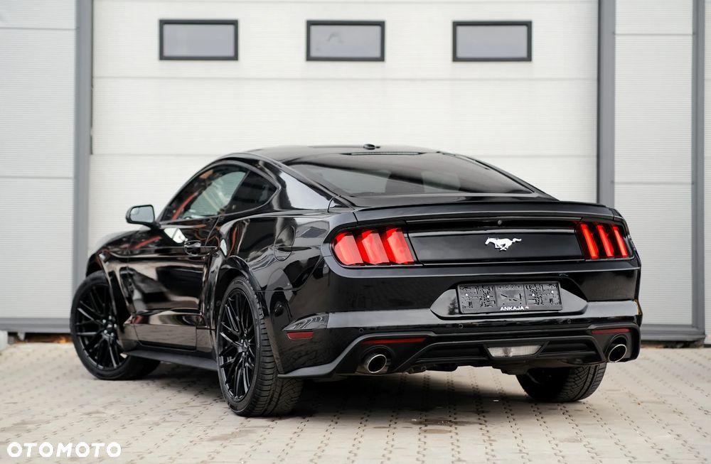 Ford Mustang 2.3 Eco Boost - 9