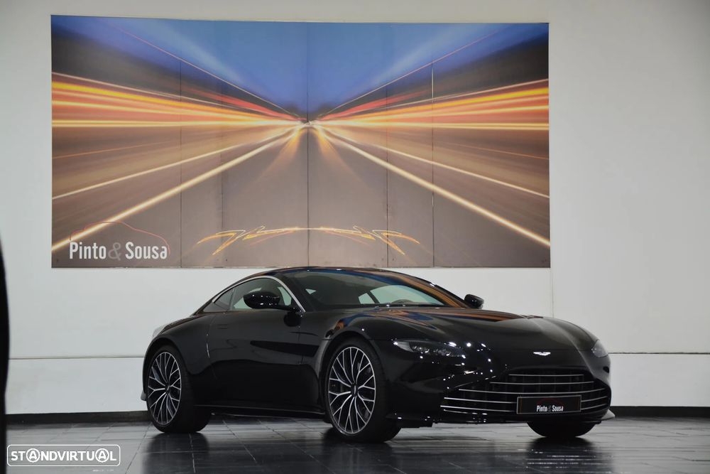 Aston Martin Vantage Coupe V8 - 24
