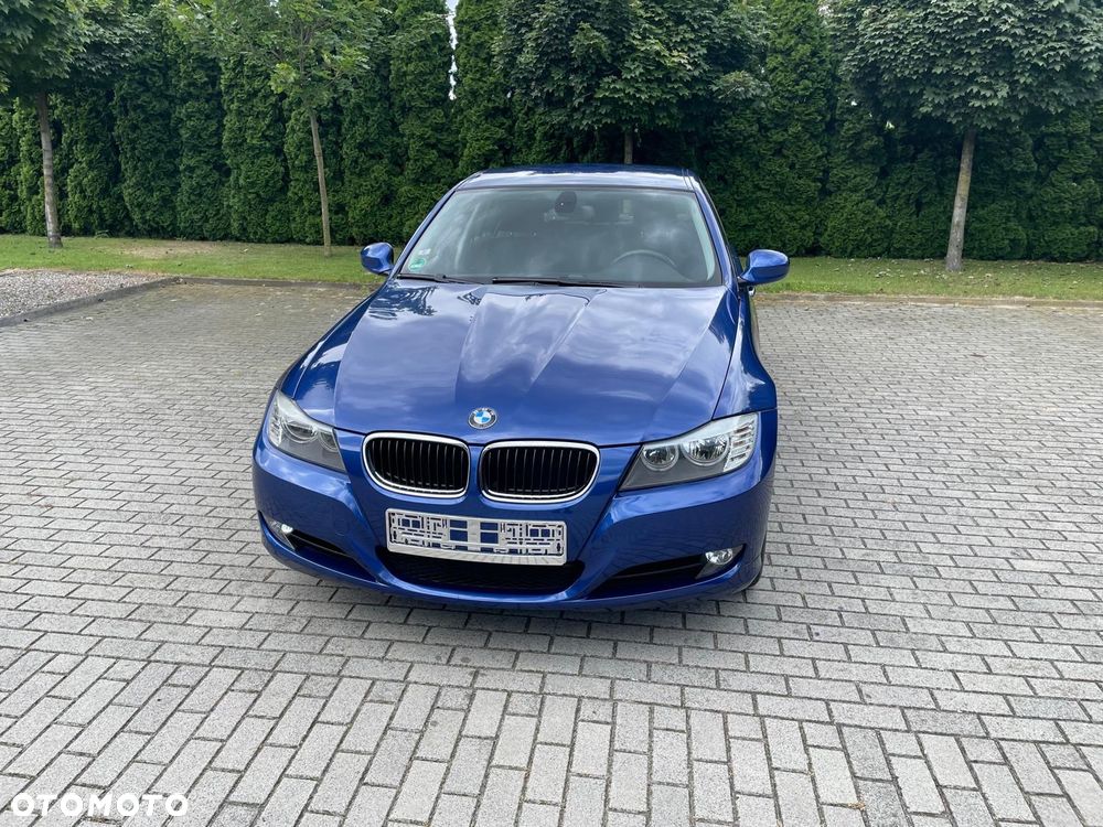 BMW Seria 3 318i - 2