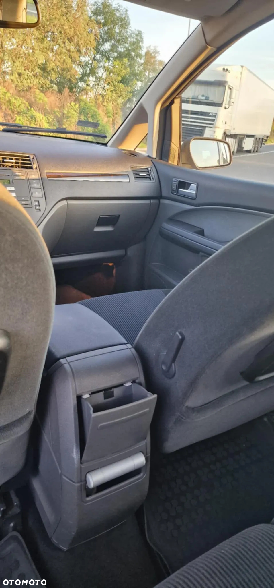 Ford C-MAX - 22