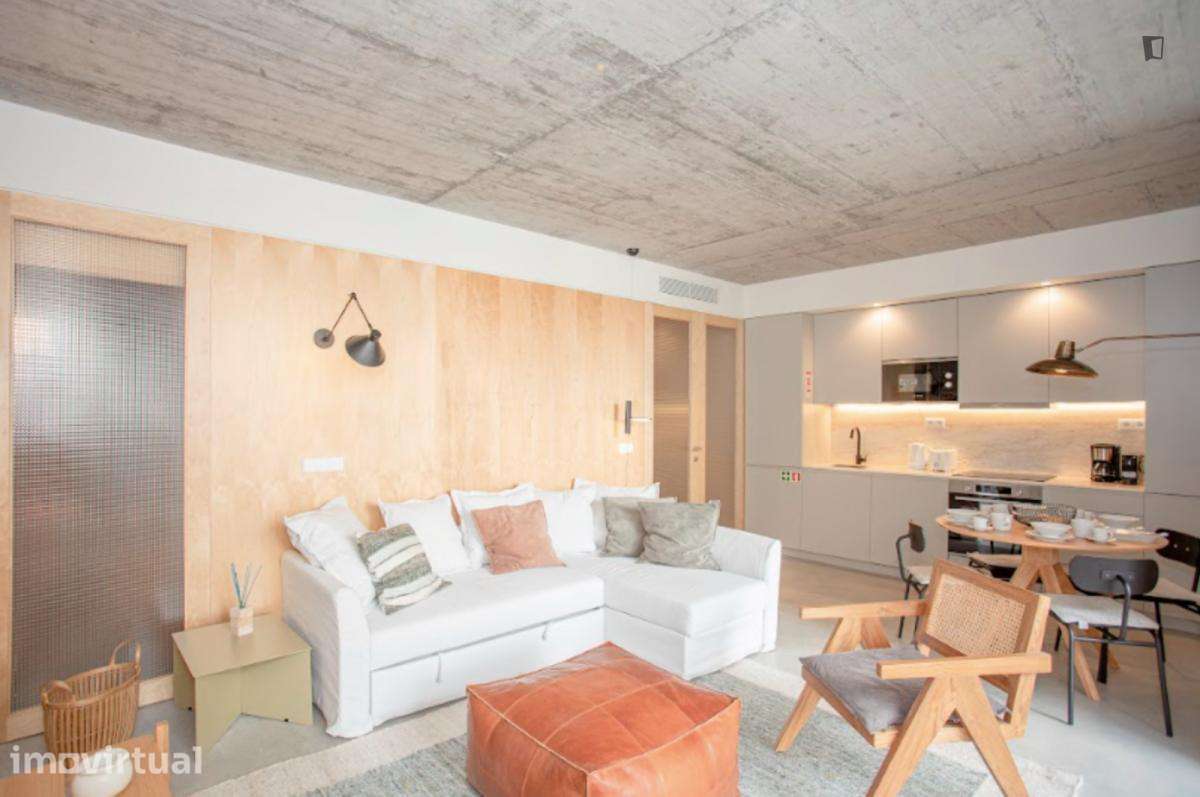 Apartamento com 1 quartos - localizado em Santo Ildefonso Porto - Grande imagem: 2/16
