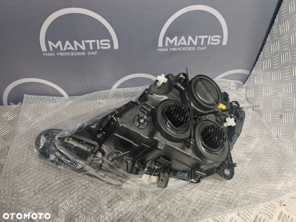 DAF XF 106 CF EURO6 REFLEKTOR LAMPA FULL LED LIFT 1857527 PRAWA - 4