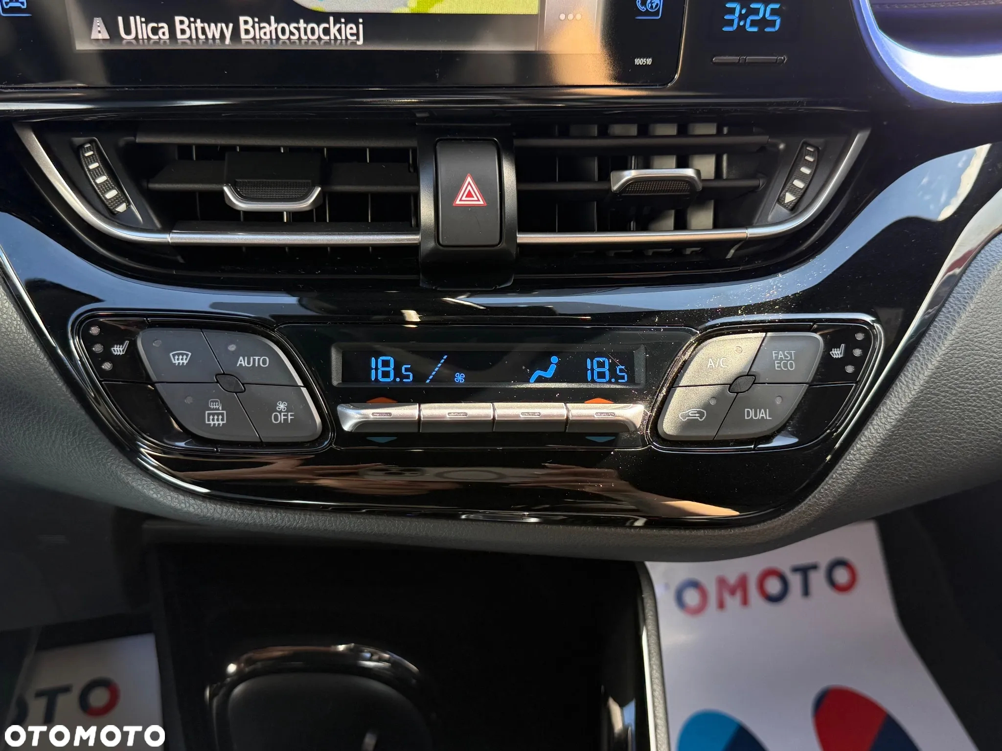 Toyota C-HR 1.8 Hybrid Executive - 29