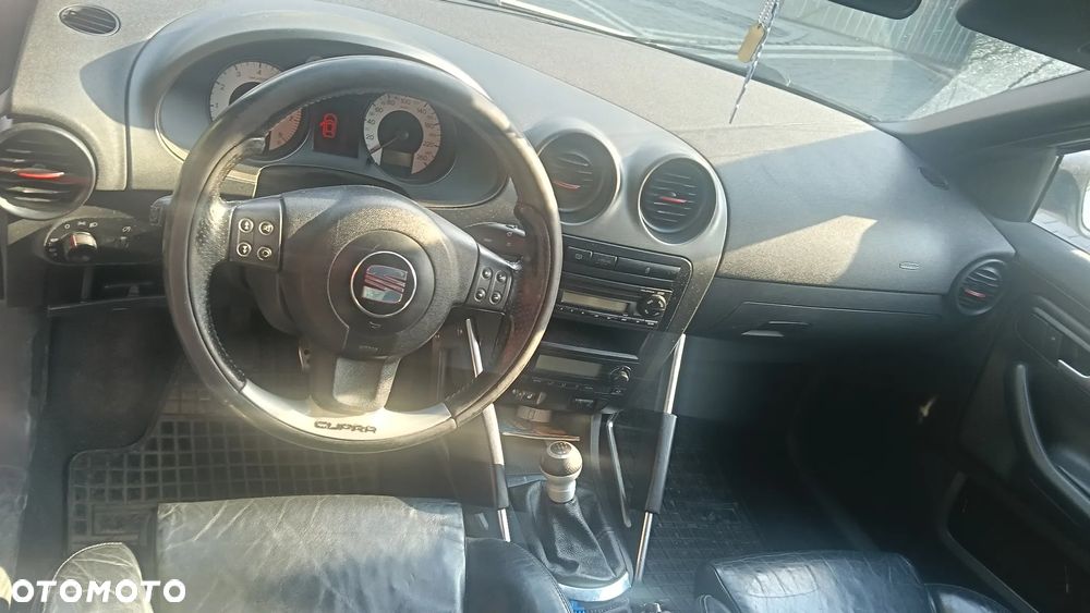Seat Ibiza 1.4 16V Signo - 9