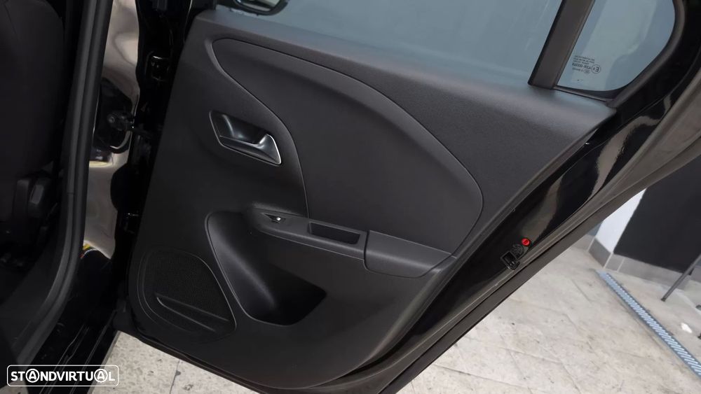 Opel Corsa 1.2 T Hybrid EdCT — fotografia 9