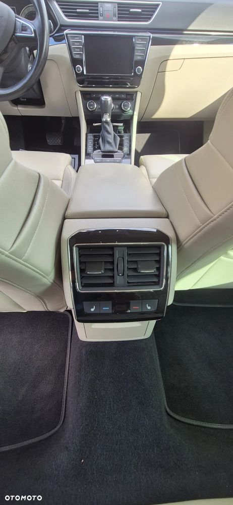 Skoda Superb 2.0 TDI L&K DSG - 7